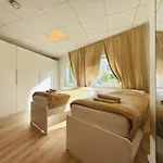 Emilbnb In Der Monheimer Strasse * Monheim am Rhein