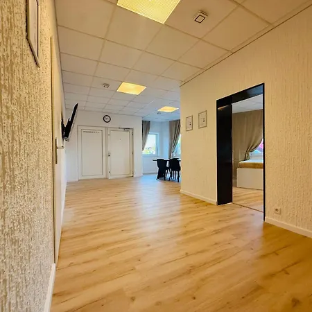 Emilbnb In Der Monheimer Strasse * Monheim am Rhein