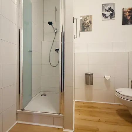 Apartamento Emilbnb In Der Monheimer Strasse Monheim am Rhein