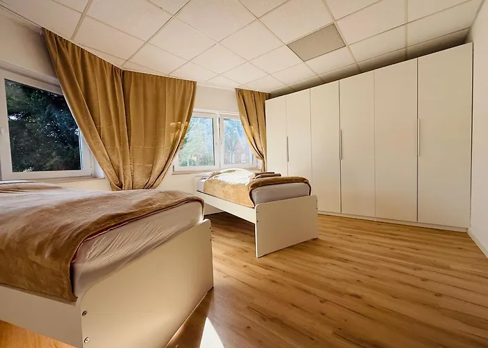 Emilbnb In Der Monheimer Strasse Apartamento